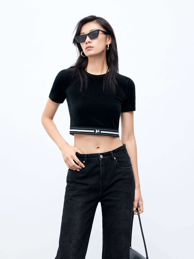 MO&Co. Women's Velvet Touch Short Sleeve Elastic Hem Crop Top in Black