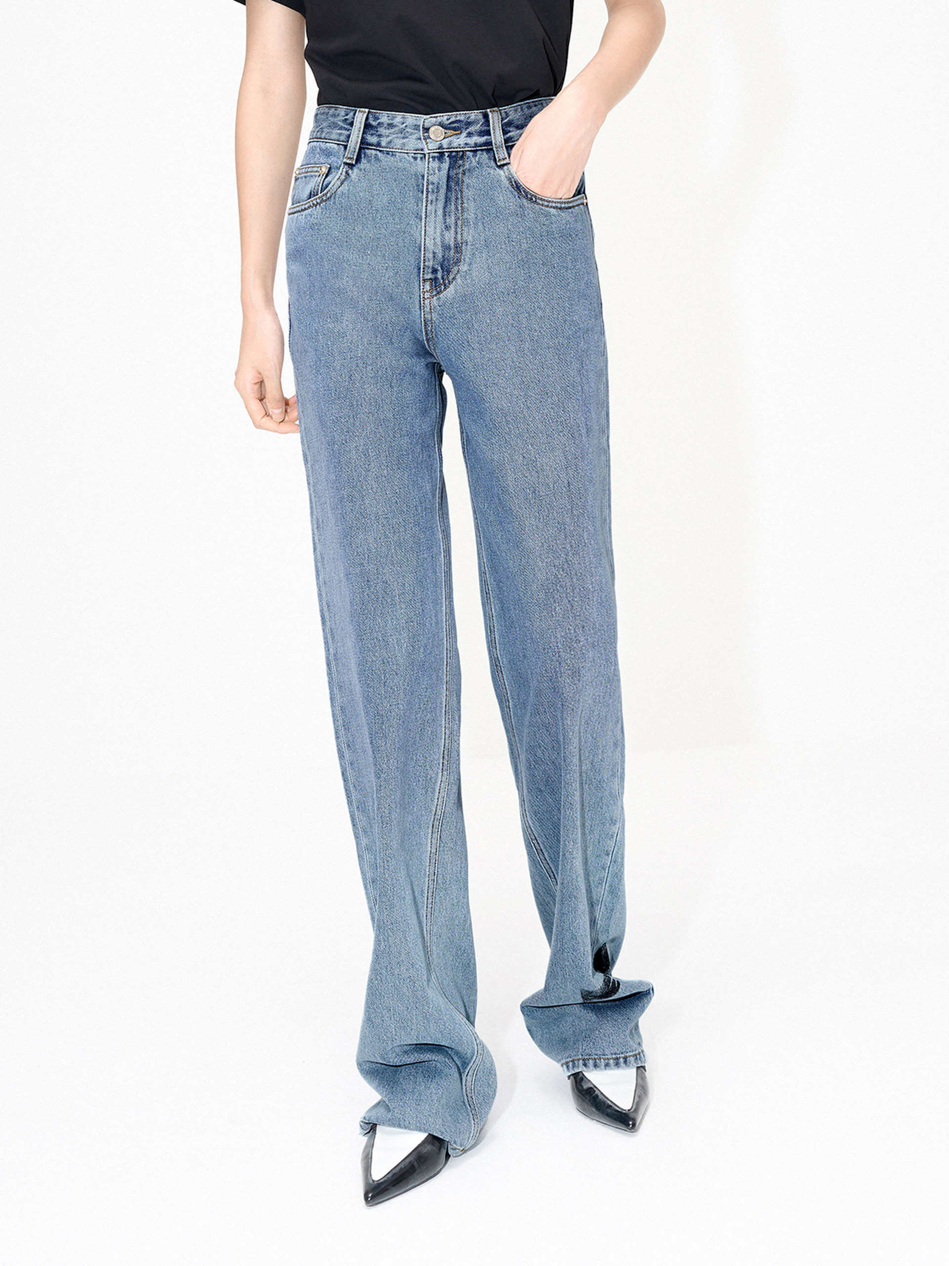 MO&Co. Women's Straight Bowknot Details Jeans in Blue. Featuring a high-waist design for a modern silhouette, these chic jeans are enhanced with bowknot-printed details at the back pocket and hem, adding a touch of femininity.