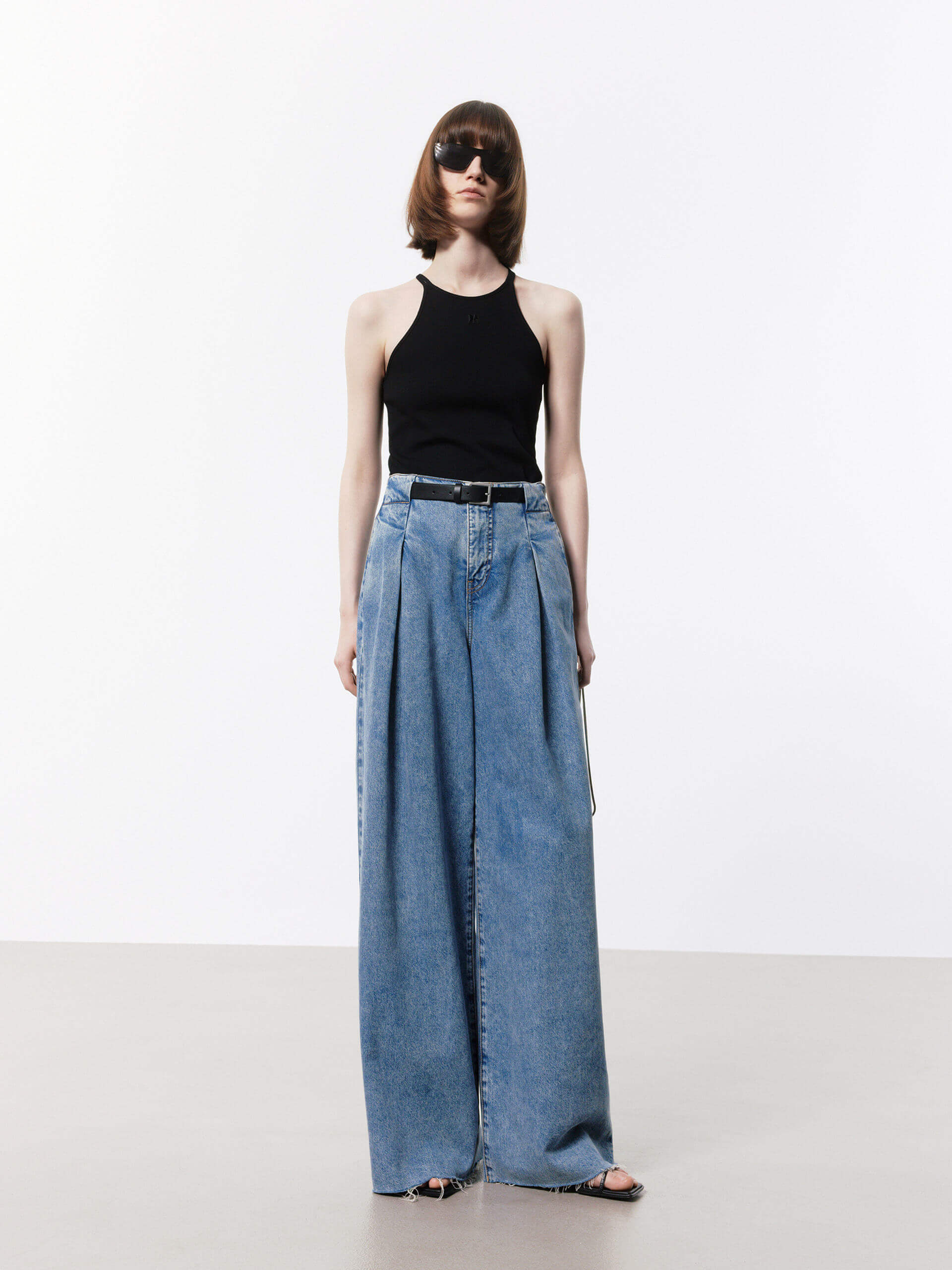 MO&Co. Women's Pleated Wide Leg Jeans in Blue with Belt Details