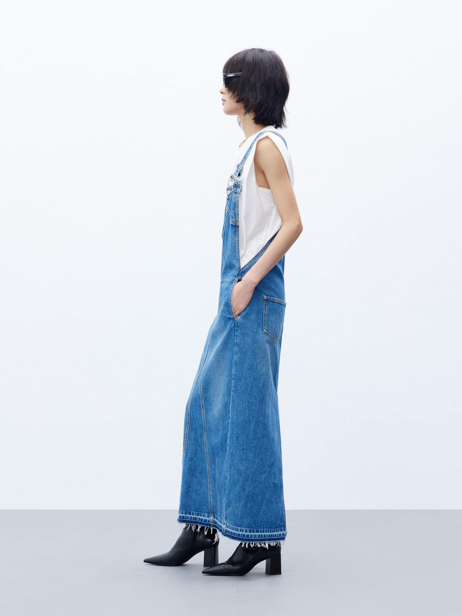 MO&Co. Women's Split Back Cotton Denim Overall Dress in Blue