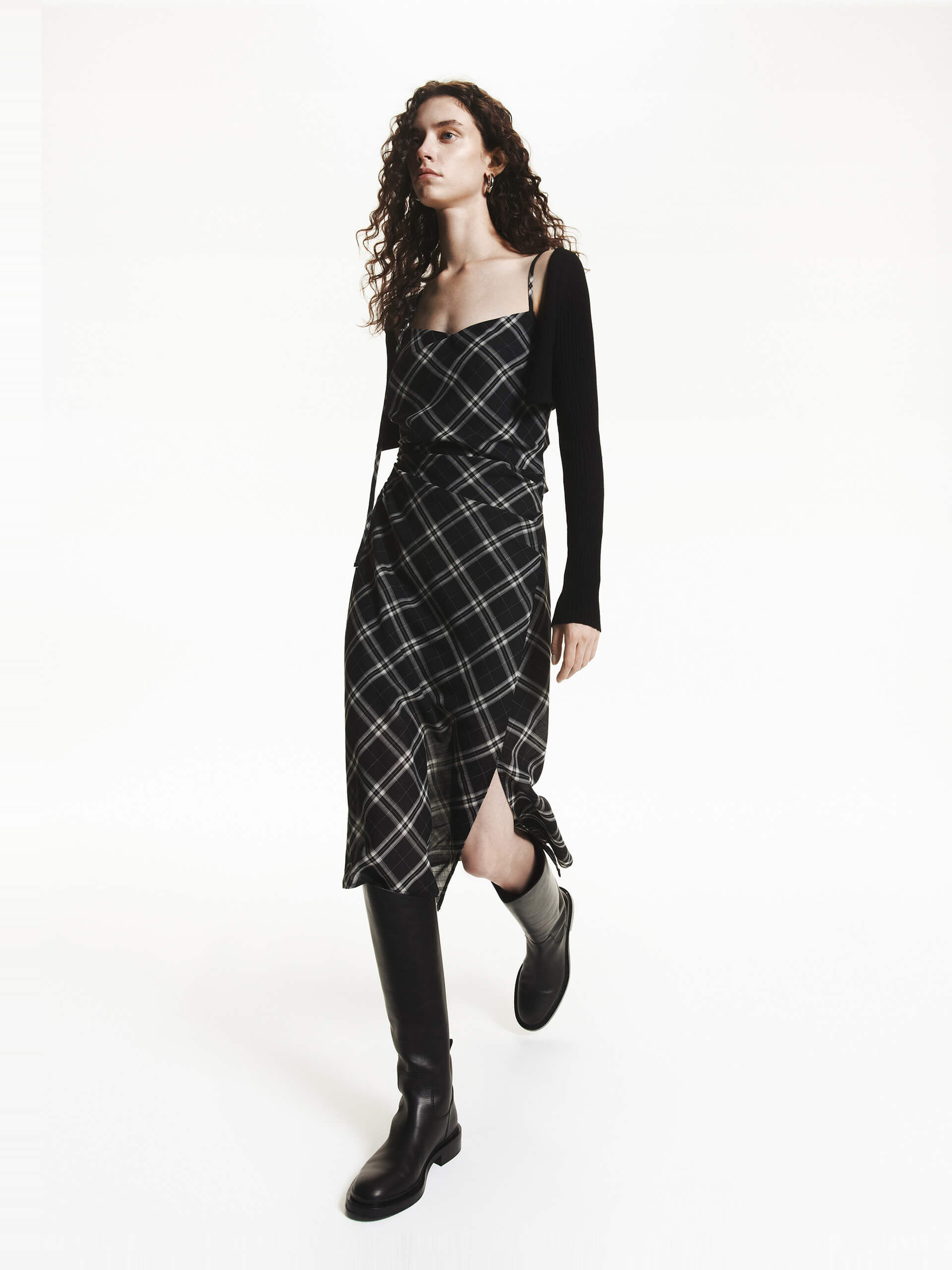 パメオポーズ Skewed Checks Cami Dress MO&Co. Women's Plaid Pattern