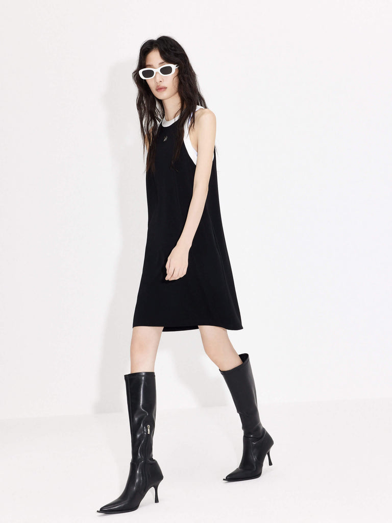 MO&Co. Women's Contrasting Trim Mini Dress, crafted from an acetate blend material. Its A-line tank dress, side pockets and contrasting trim accents flatter the silhouette and provide a perfect look for any occasion.