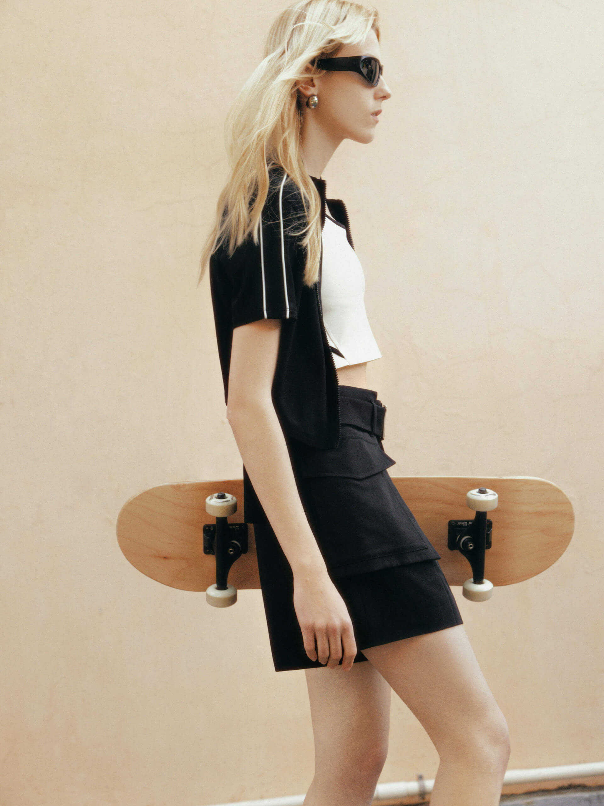 Women's Tailored Pleated Shorts with Belt - Main Image