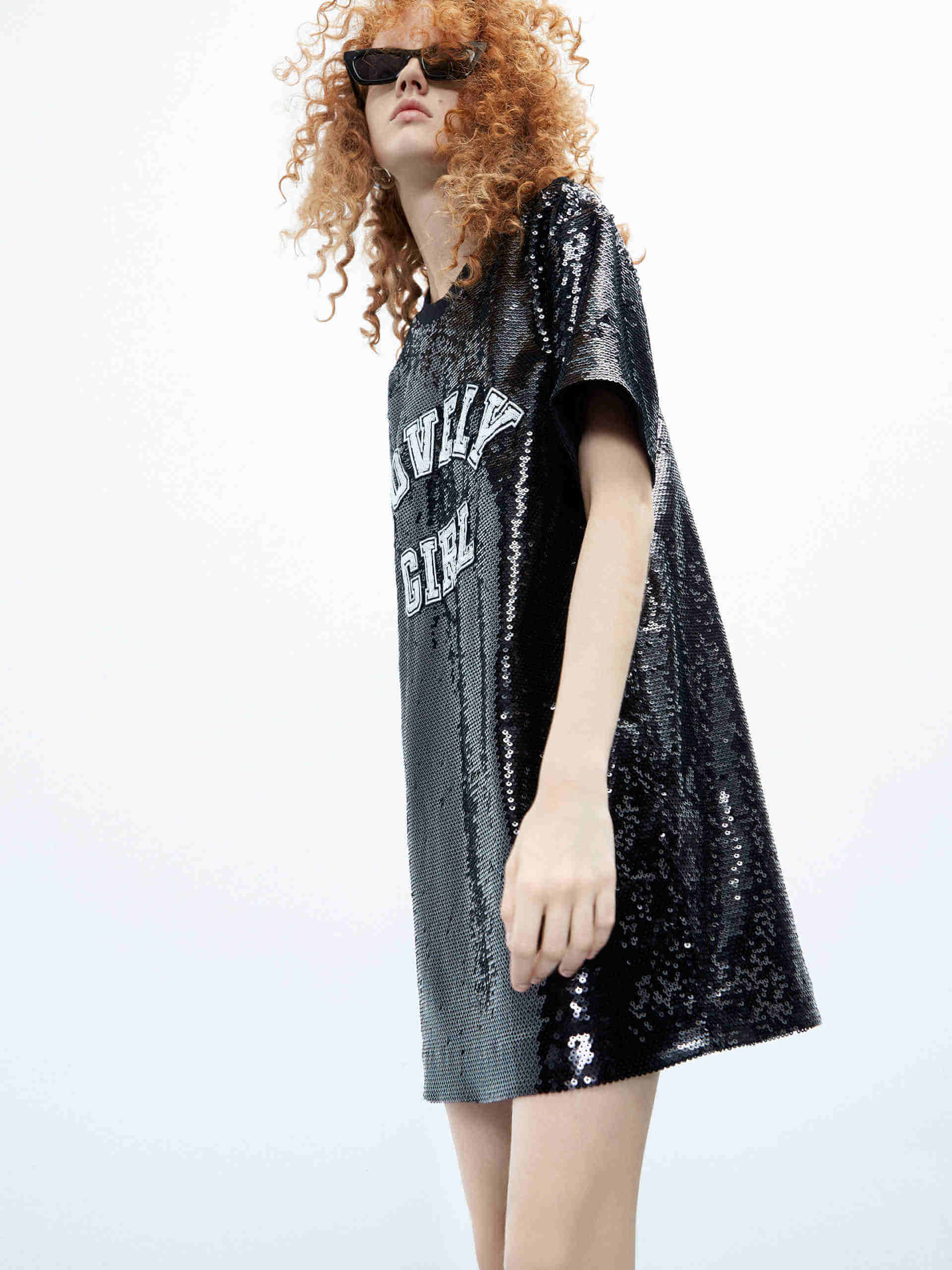 MO&Co. Women's Black Sequin T-shirt Party Dress Pullover with Letter