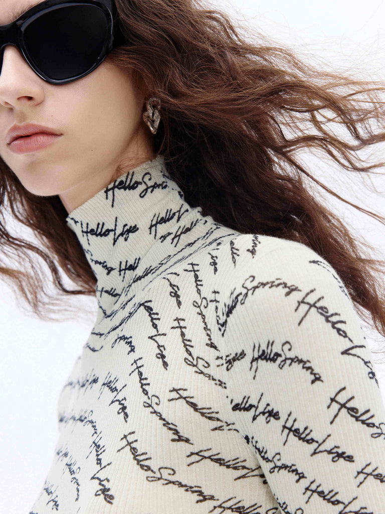 Tight Fit Turtleneck Letter Print Long Sleeves Top in White