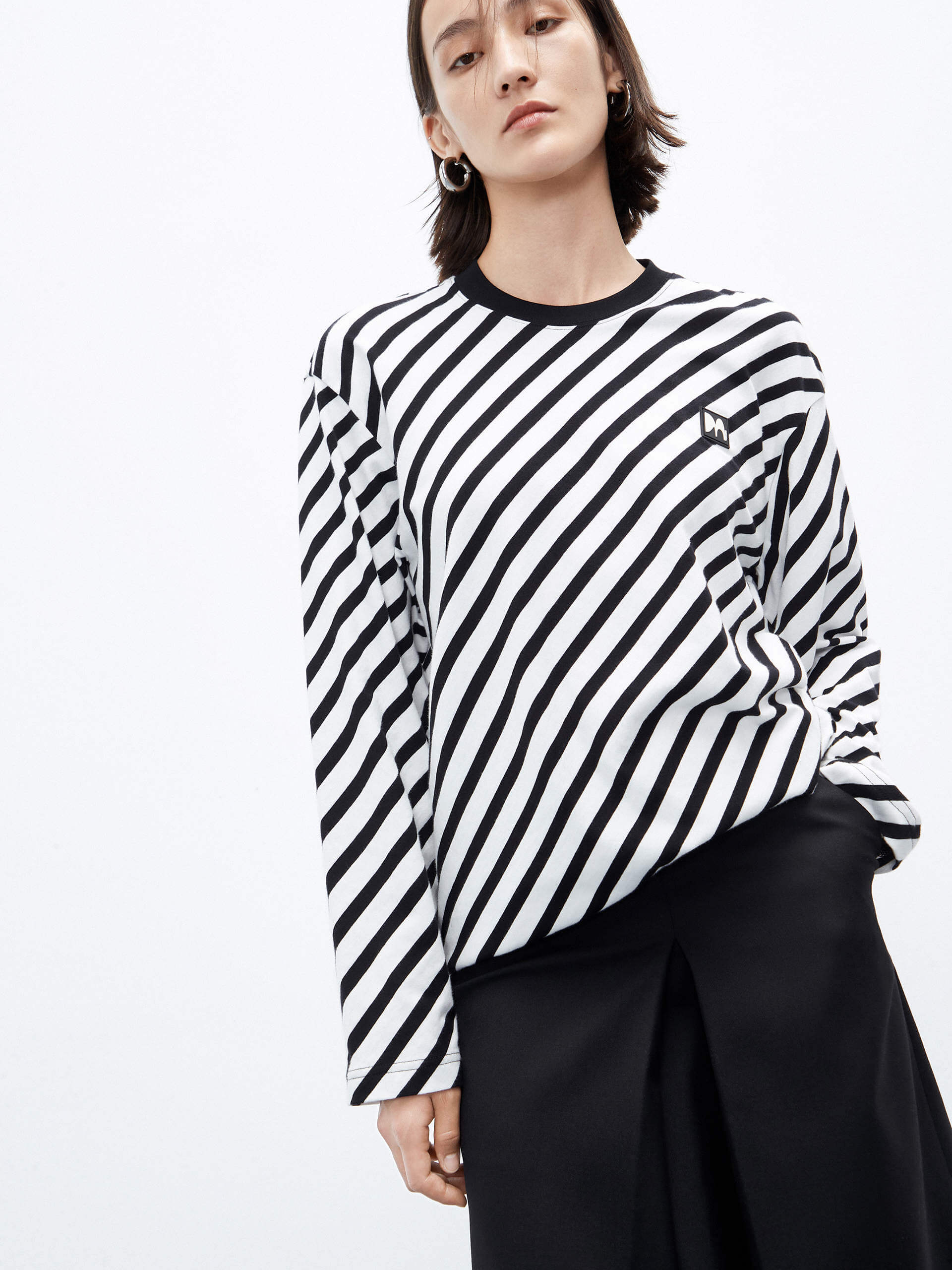 MO&Co. Women's 100% Cotton Relaxed Long Sleeve Striped T-shirt