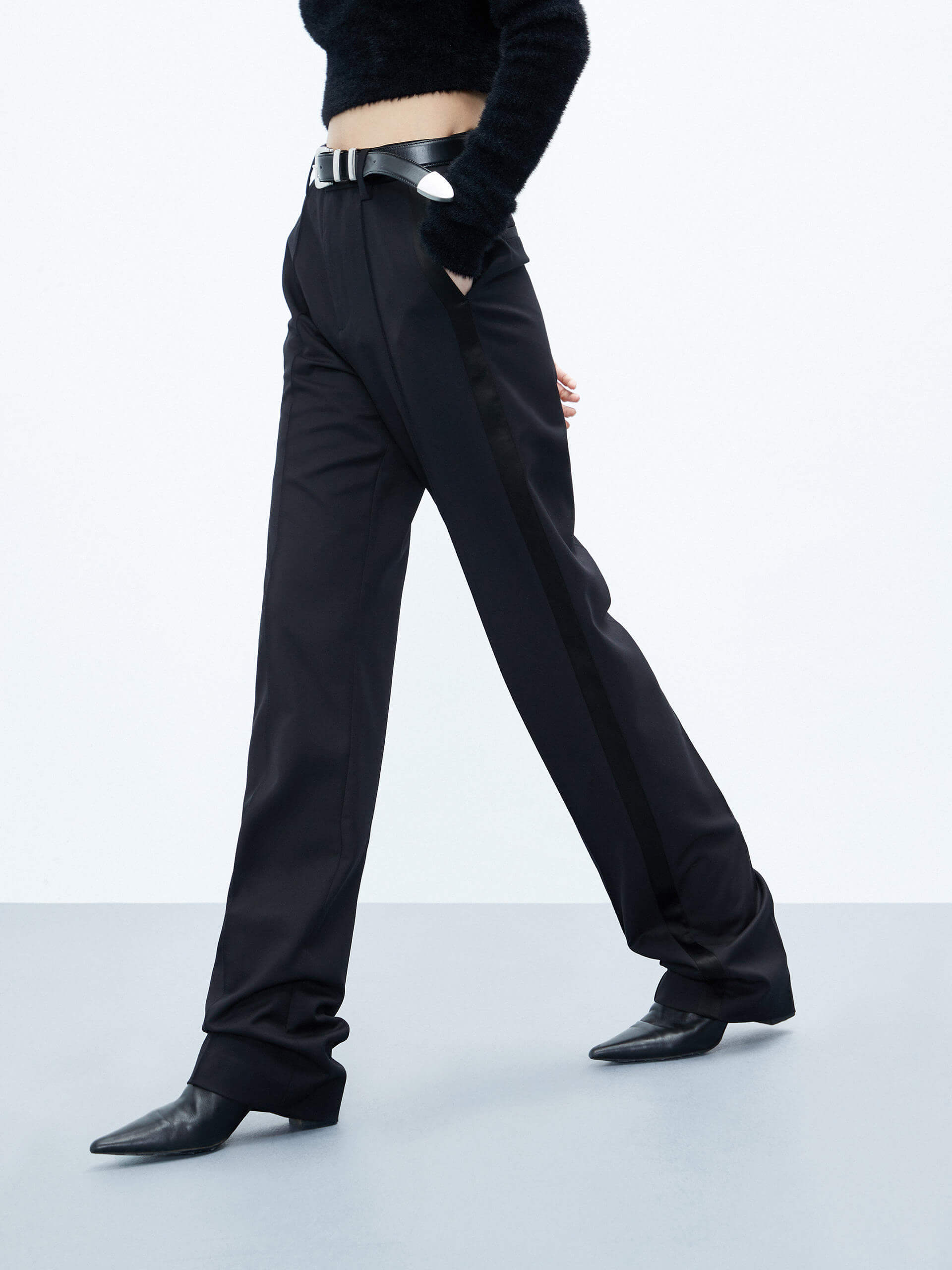 MO&Co. Women's Include Wool Straight Pants with Stain Side in Black