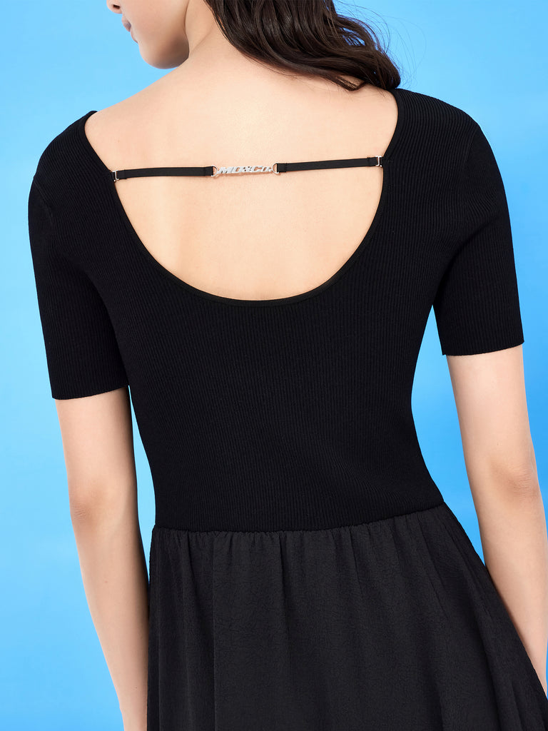 MO&Co. Women's Irregular Hem Dress Fitted Casual Round Neck Black Short Sleeves