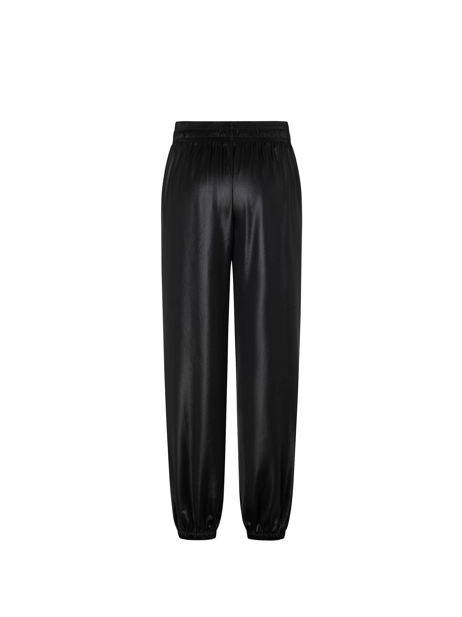 MO&Co. Women's Triacetate Blend Elastic Waist Jogger Pants in Black with Side Slant Pockets, an Elasticated Waist with Woven Label Front Details, and an Elasticized Hem!