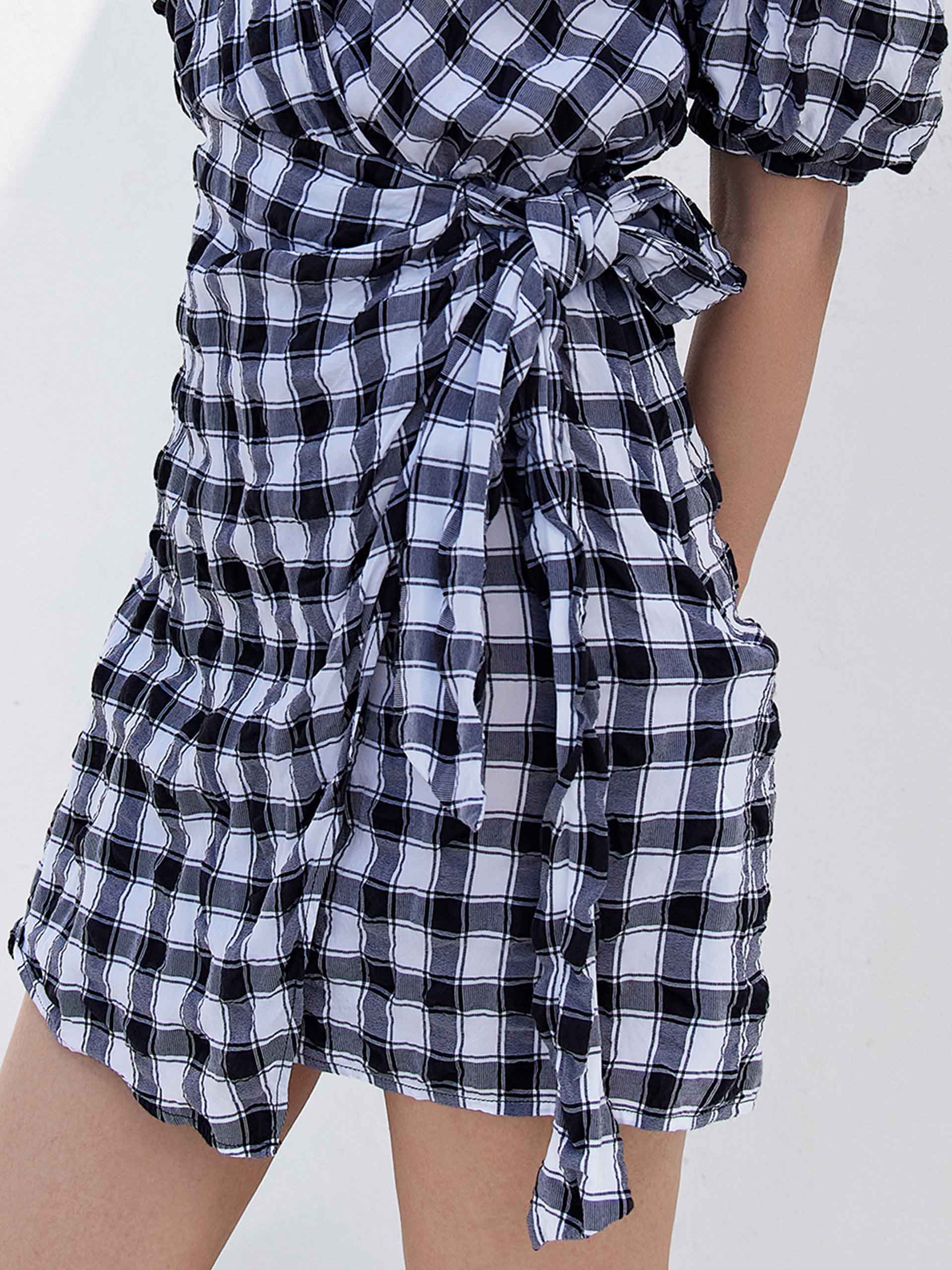 MO&Co. Women's Plaid Shirt Dress with Knot Loose Casual V Neck Puff Sleeves