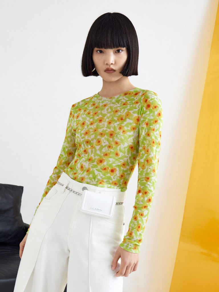 MO&Co. Women's Crew Neck Floral Print Top Fitted Chic Round Neck Pullover Green Tops For Women