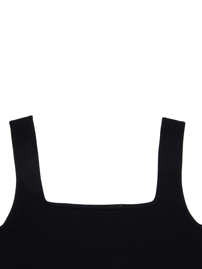 MO&Co. Women's Logo Crop Tank Top FittedCool Square Neck Pullover Ladies Tank Tops