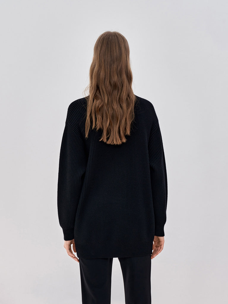 MO&Co. Women's Wool Blend Pocket Cardigan Loose Casual V Neck Black Sheep Sweater