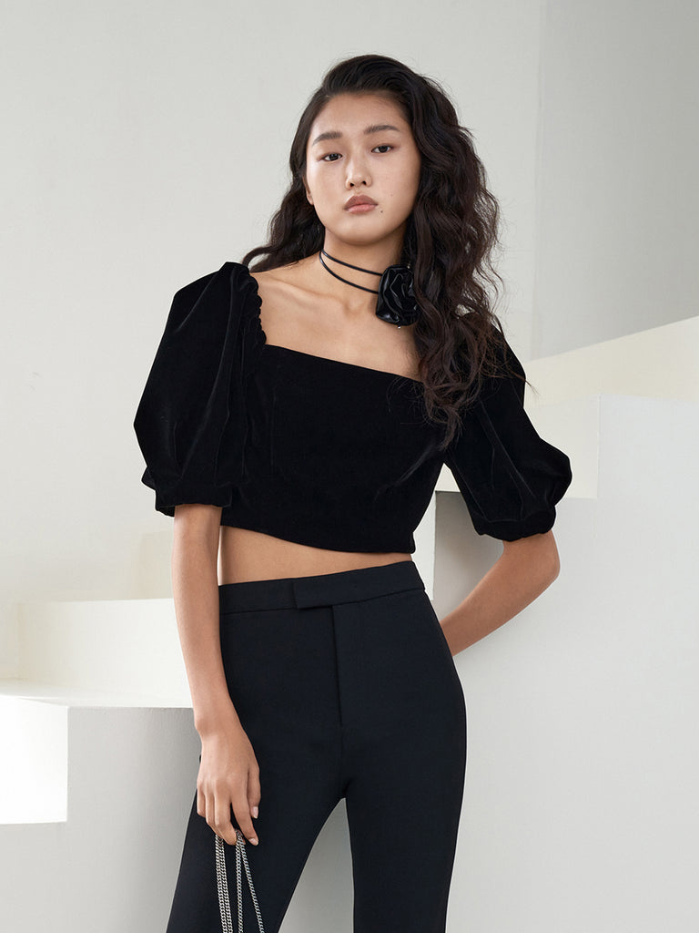 MO&Co. Women's Square Neck Cropped Top Fitted Casual Black Tops For Women