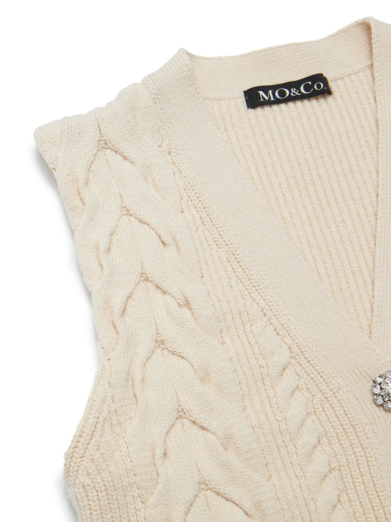 MO&Co. Women's Cropped Cable Knit Vest Loose Cozy Fuzzy V Neck Ladies Tank Top