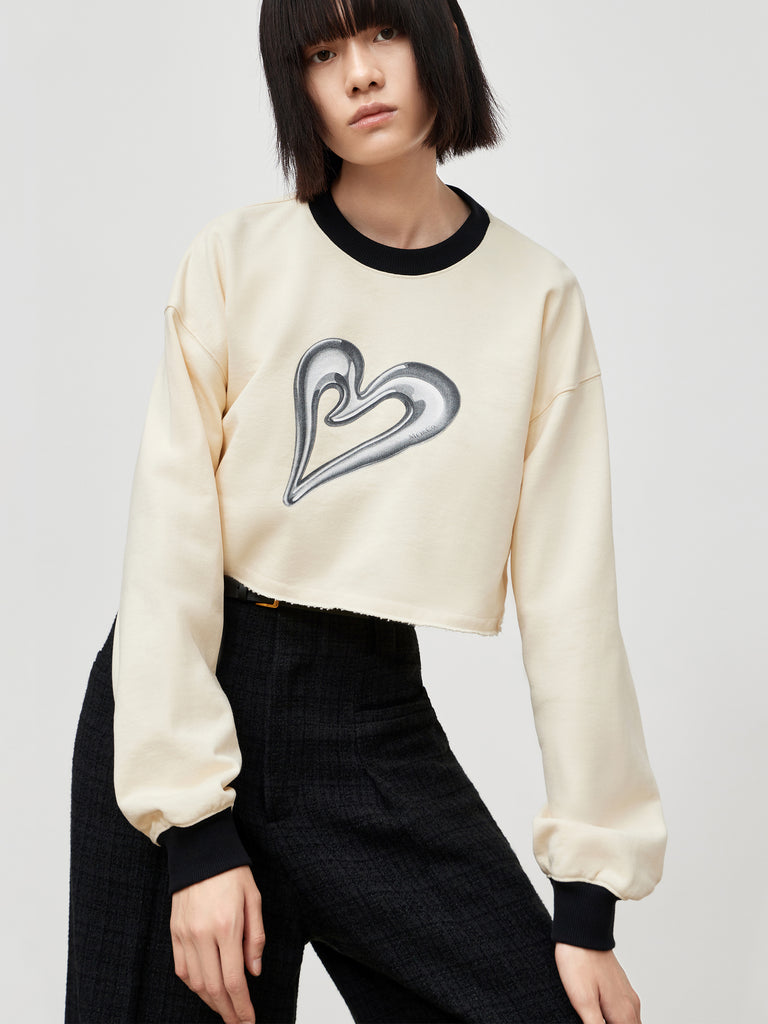 MO&Co. Women's Cropped Sweetheart Print Sweatshirt Loose Causal Round Neck Top Shirt