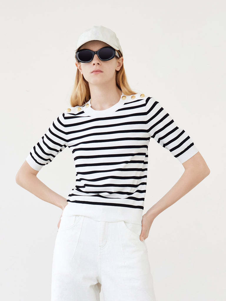 MO&Co. Women's Button Striped Knit Top Loose Classic Round Neck Black And White