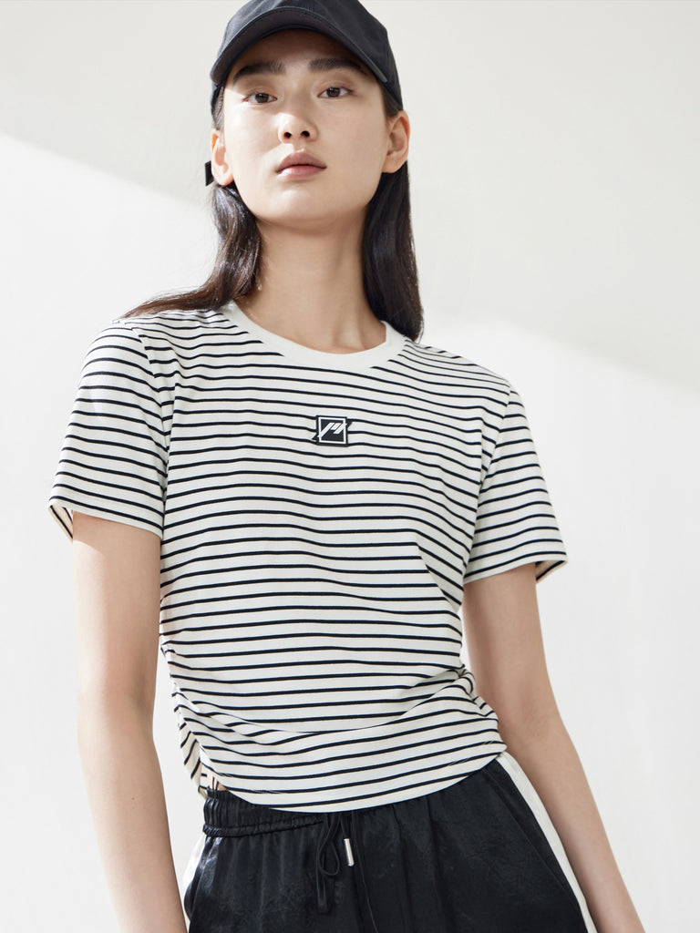 MO&Co. Women's Cotton Striped T-Shirt Fitted Casual Round Neck 