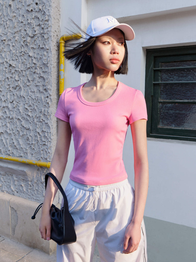 MO&Co. Women's Cropped Slim Fit Short Sleeves T-shirt in Pink