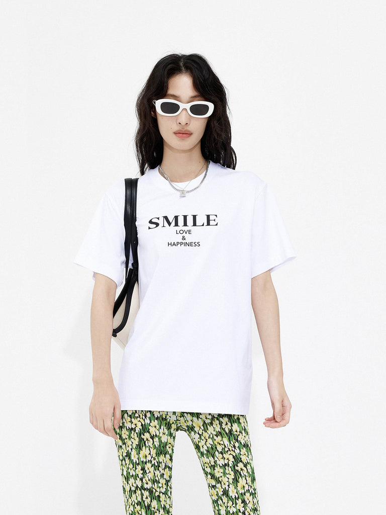 MO&Co. Women's Letter Print Relaxed T-shirt for Summer in White