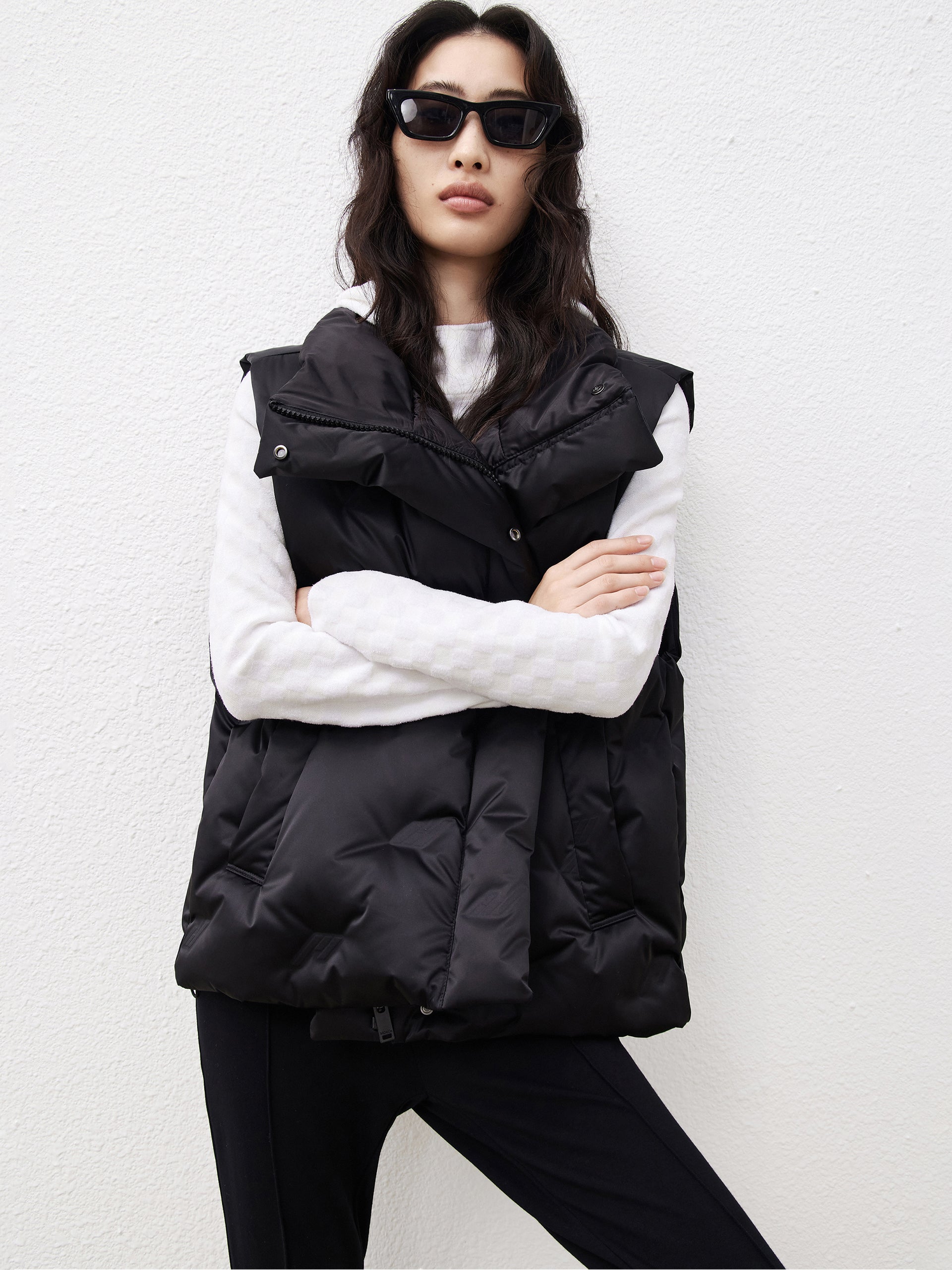 Pocketed Lapel Collar Black Down Vest