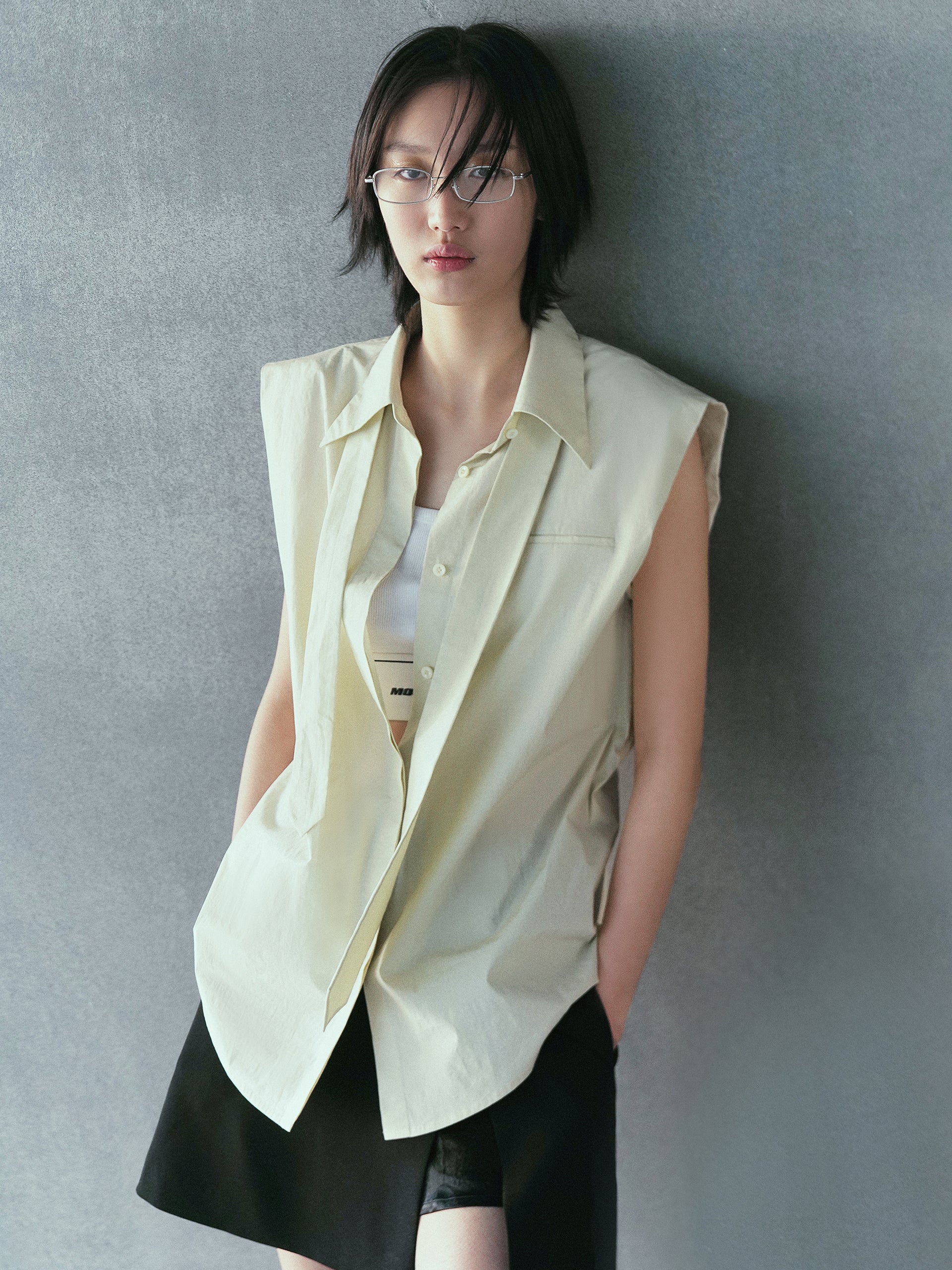 Women's Sleeveless Cotton Shirt with Tie in Beige