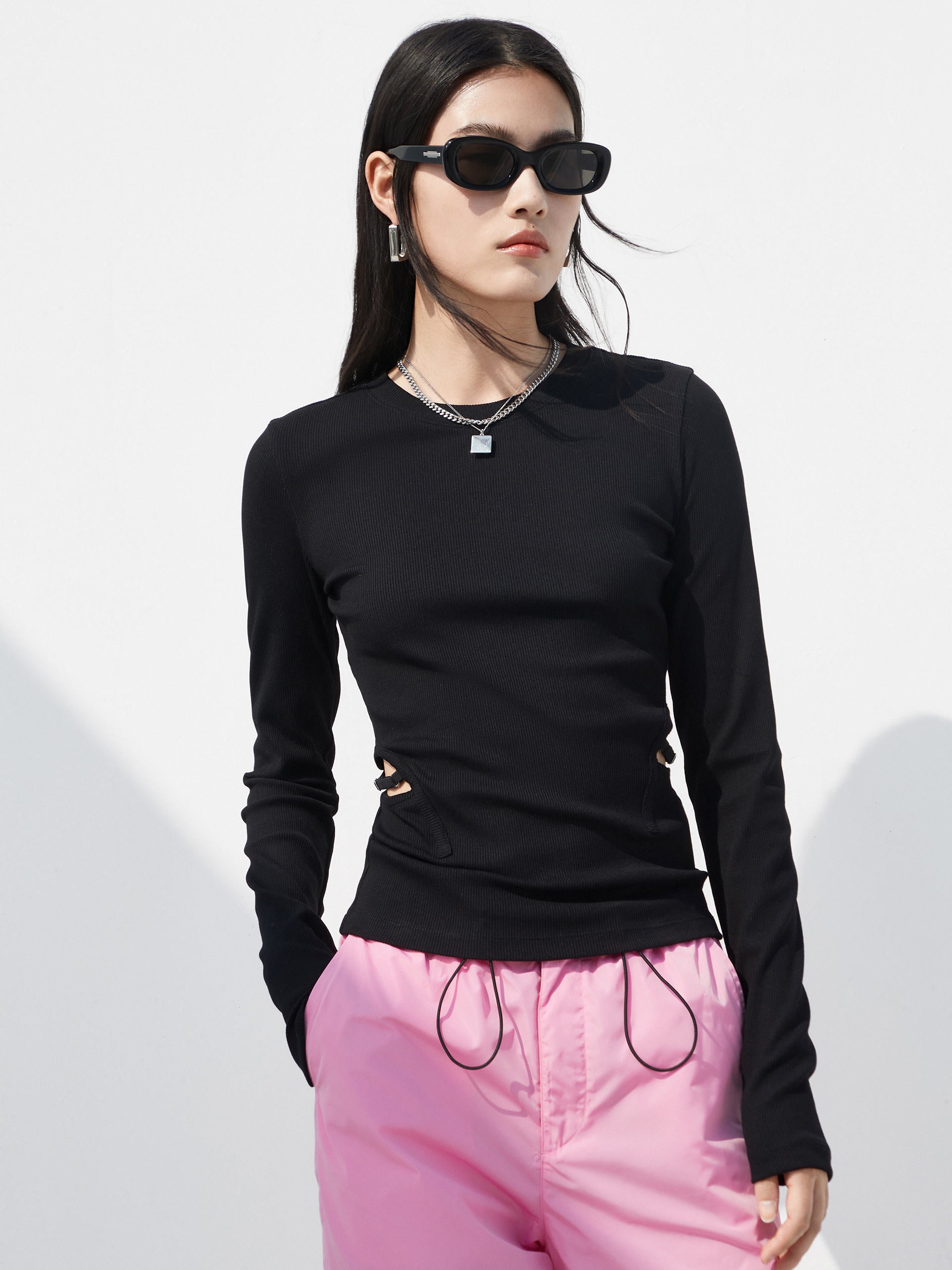 Black Long Sleeves Waist Cutout Slim Fit T-Shirt