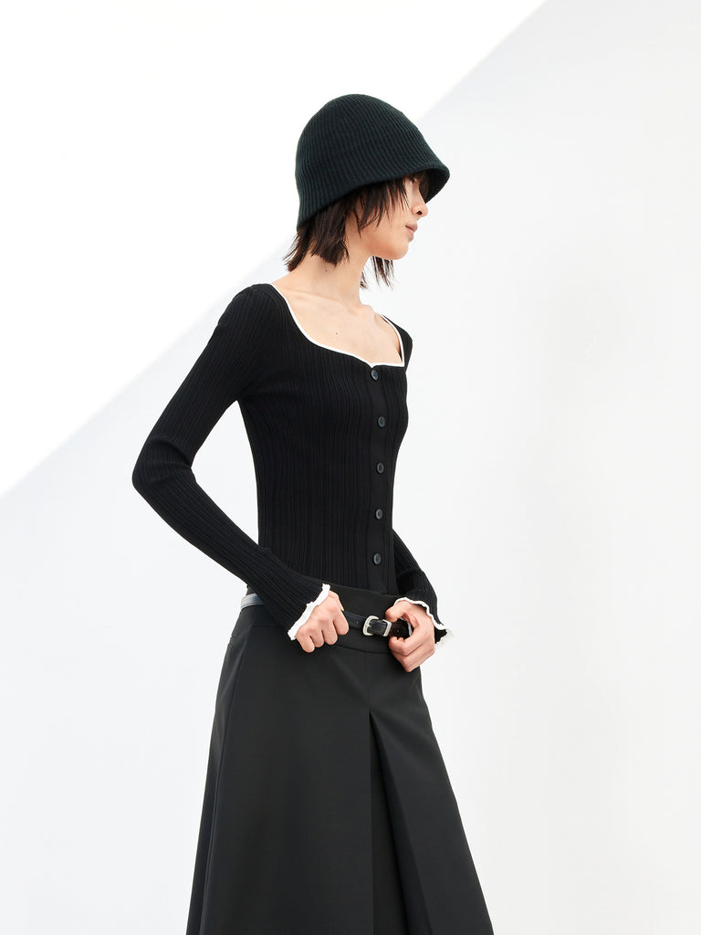 Heart Neckline Ribbed Slim Fit Knitted Top in Black