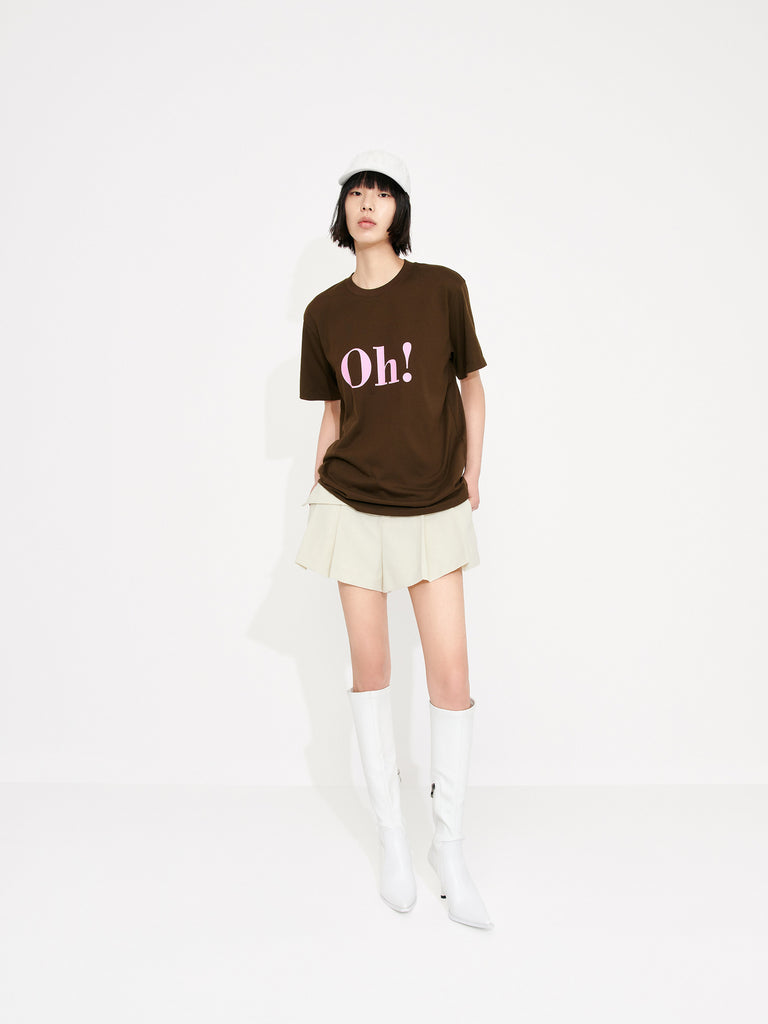 MO&Co. Women's Relaxed Letter Print Round Neck T-shirt in Brown