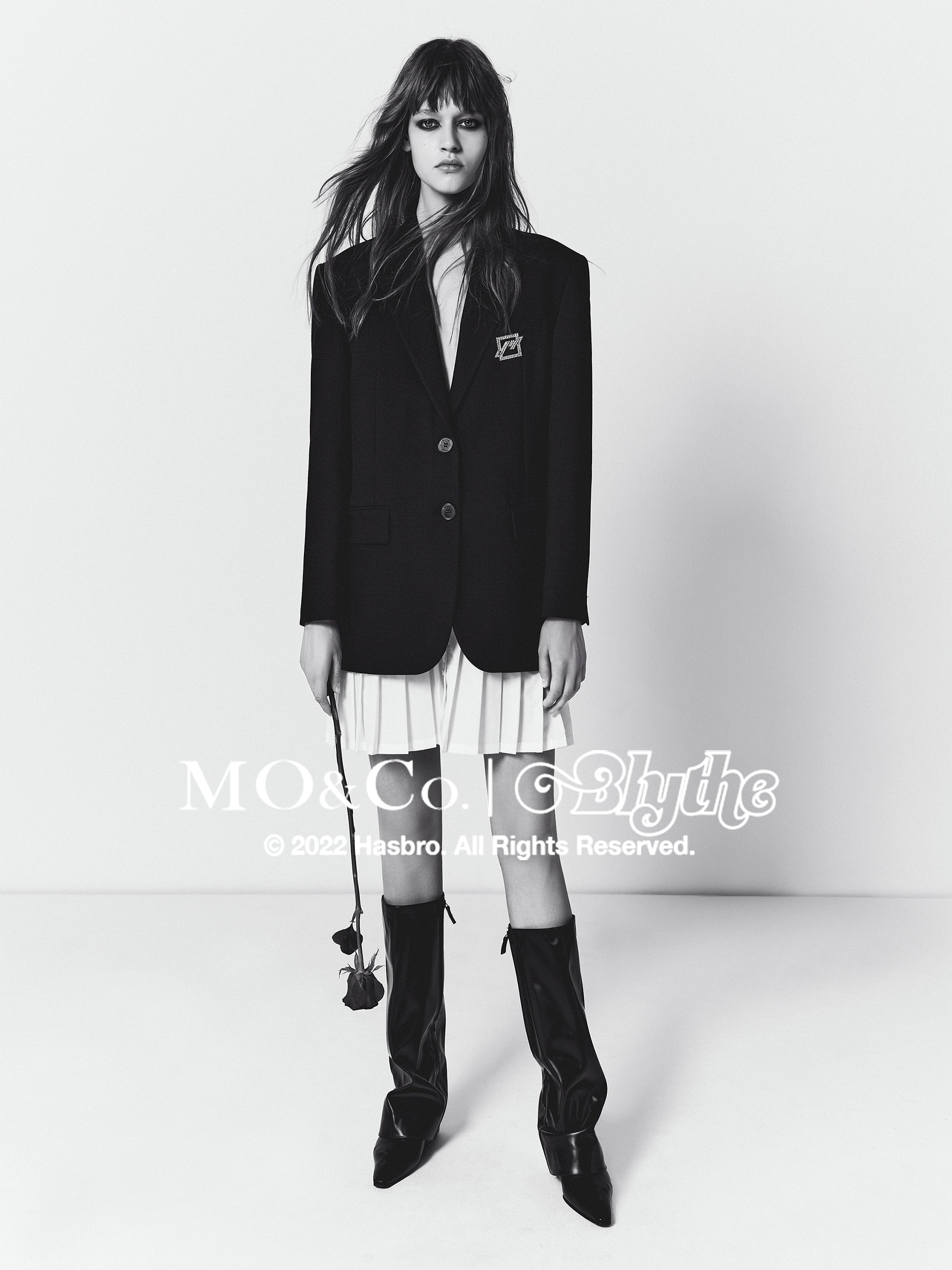 MO&Co.｜Blythe Collaboration Detachable Pleated Hem Blazer Fitted Cozy Fuzzy V Neck  Cropped Blazer Womens