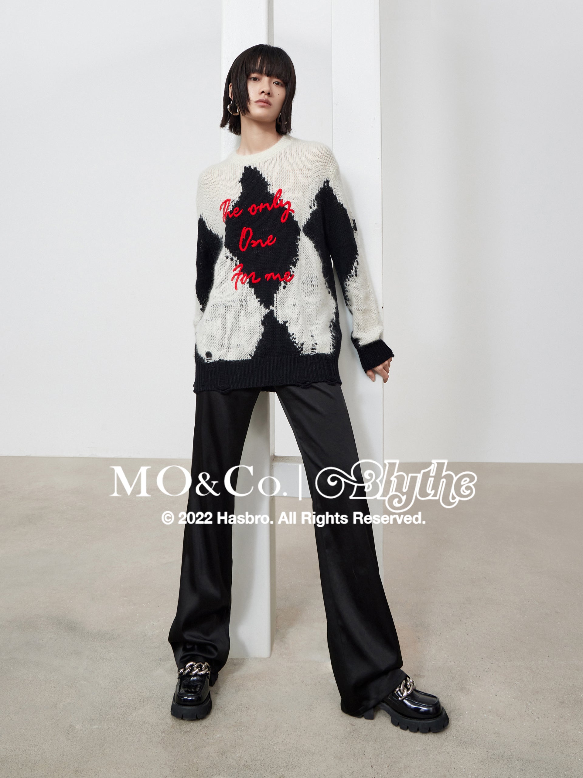 MO&Co.｜Blythe Collaboration Wool Letter Pattern Sweater Loose Chic Round Neck  Red Sweater