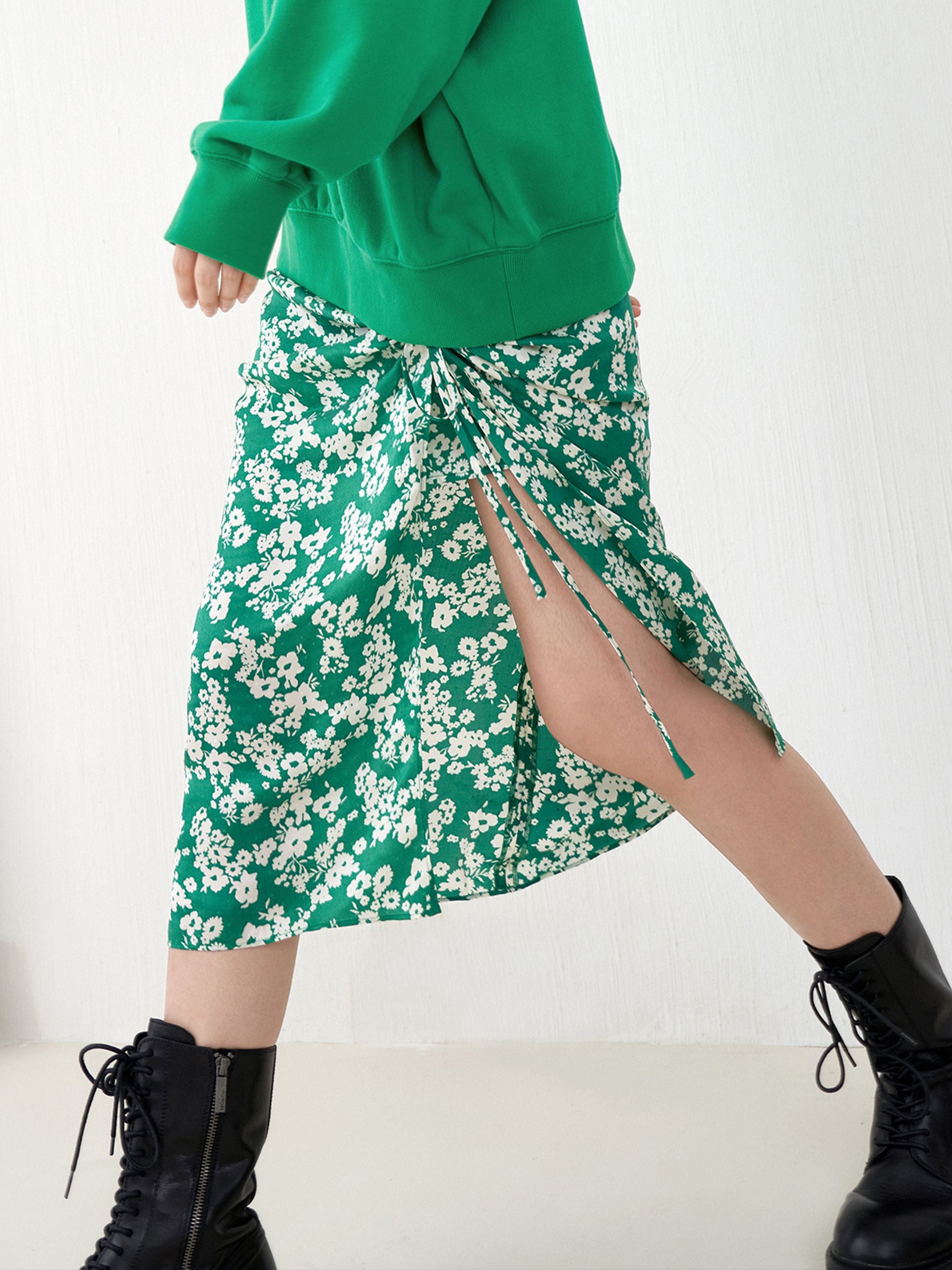 Women's Silk Blend Pleated Floral Print Green Midi Skirt