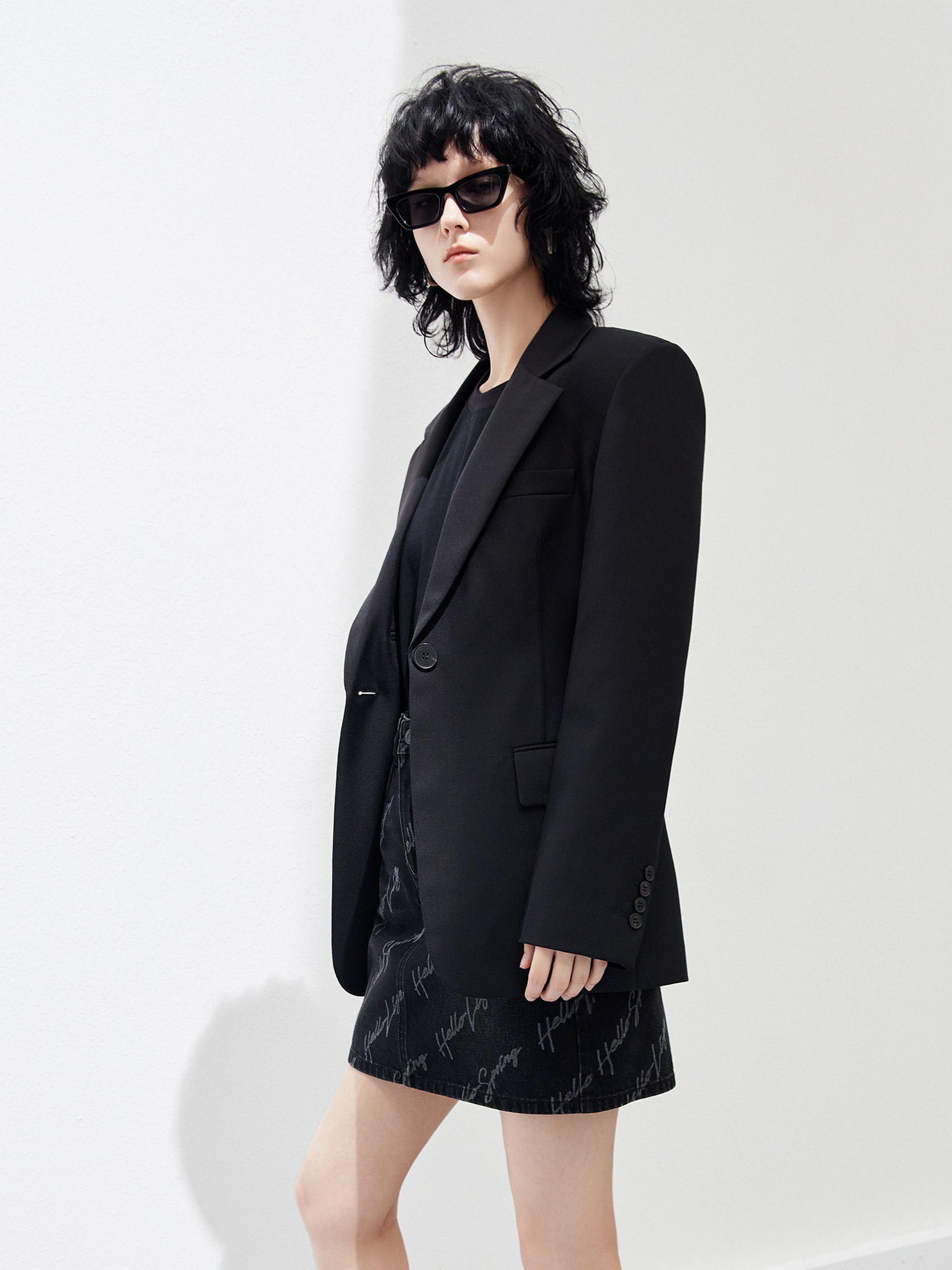  Wool Blend Wool Blend Tailored Slim Fit Waisted Blazer in Black