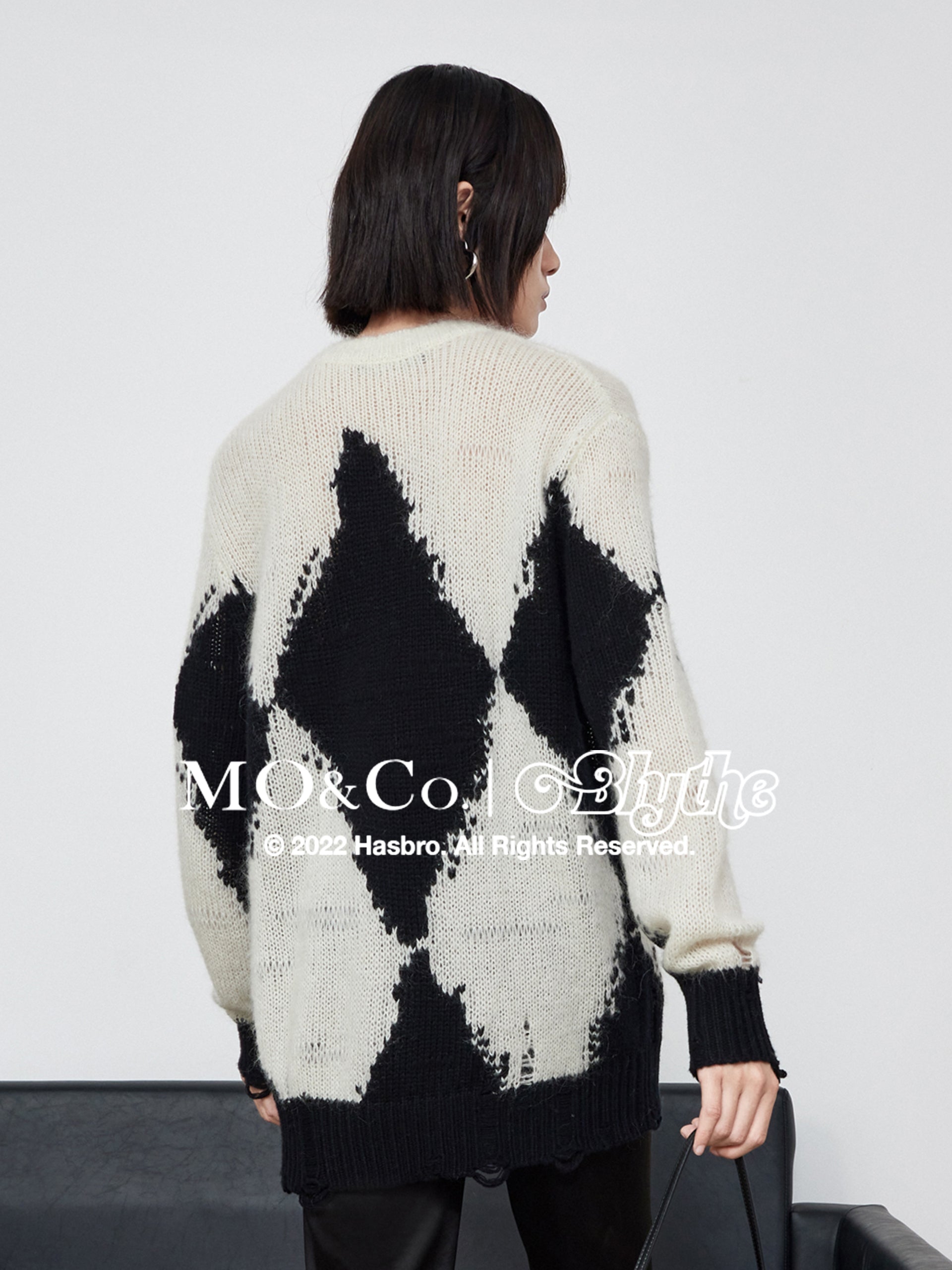 MO&Co.｜Blythe Collaboration Wool Letter Pattern Sweater Loose Chic Round Neck  Red Sweater