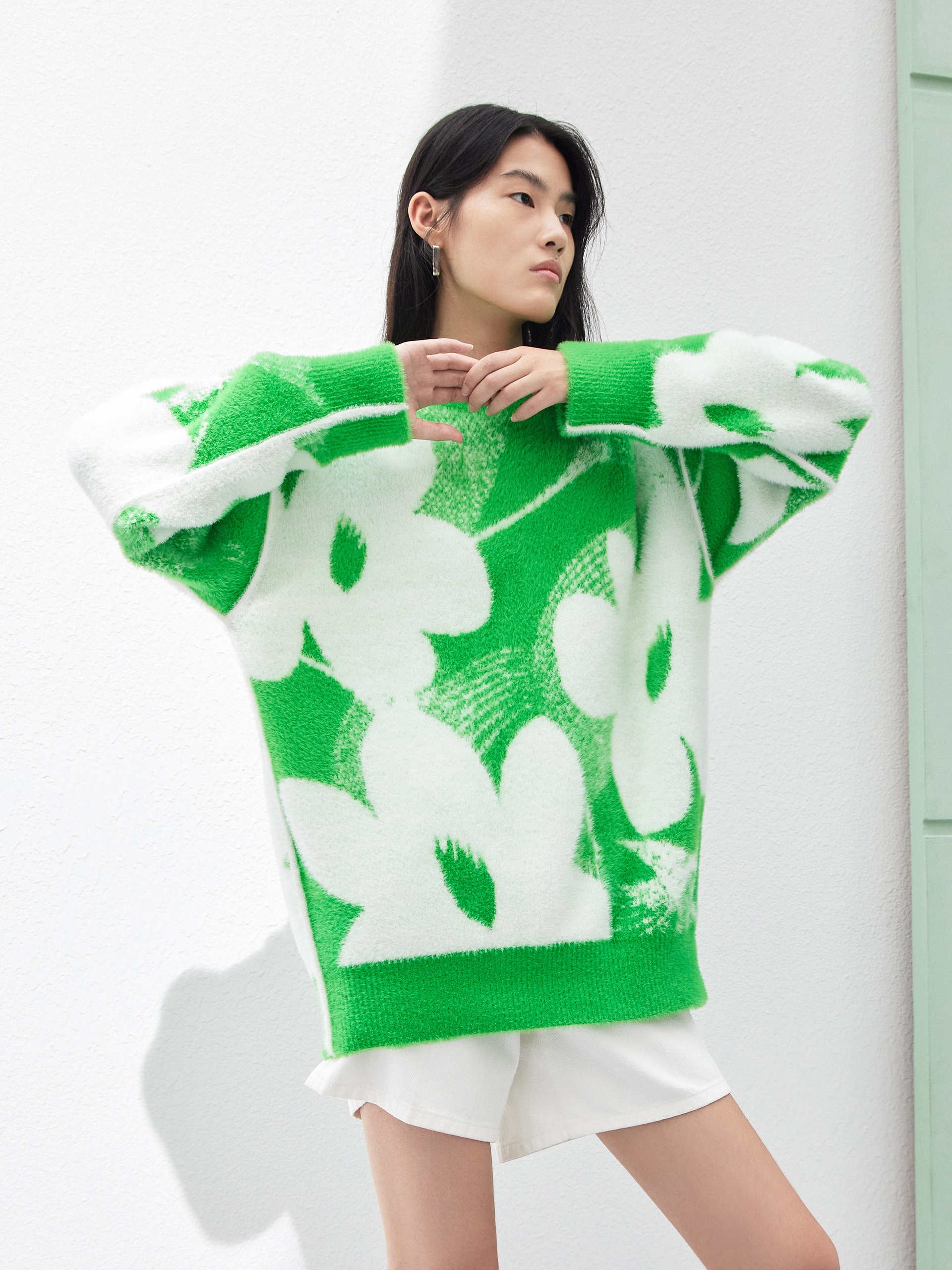 Soft Textured Floral Pattern Jacquard Sweater Pullover in Green