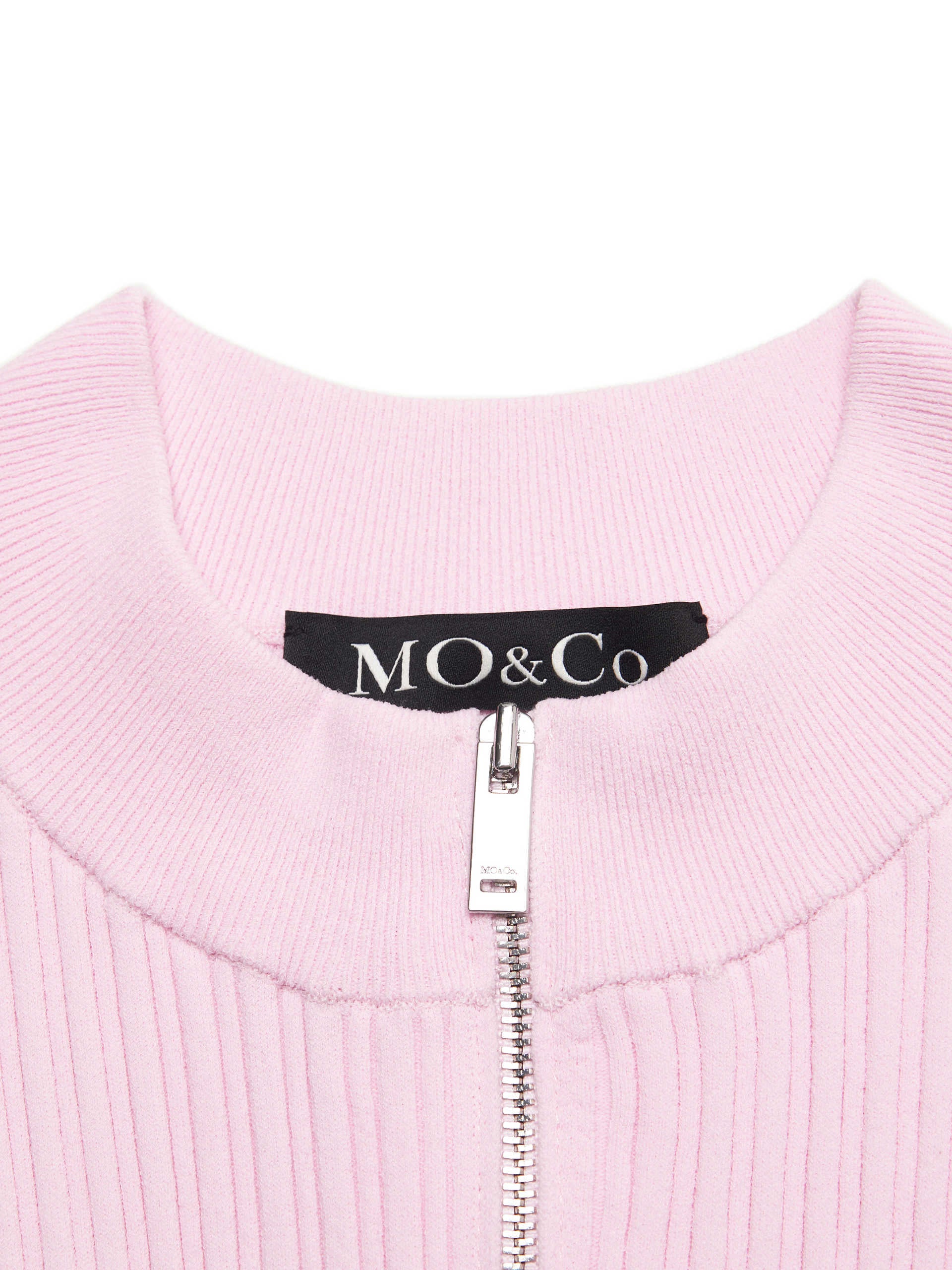 MO&Co. Women's Half Zipped Sleeveless Rib Top Pullover in Pink