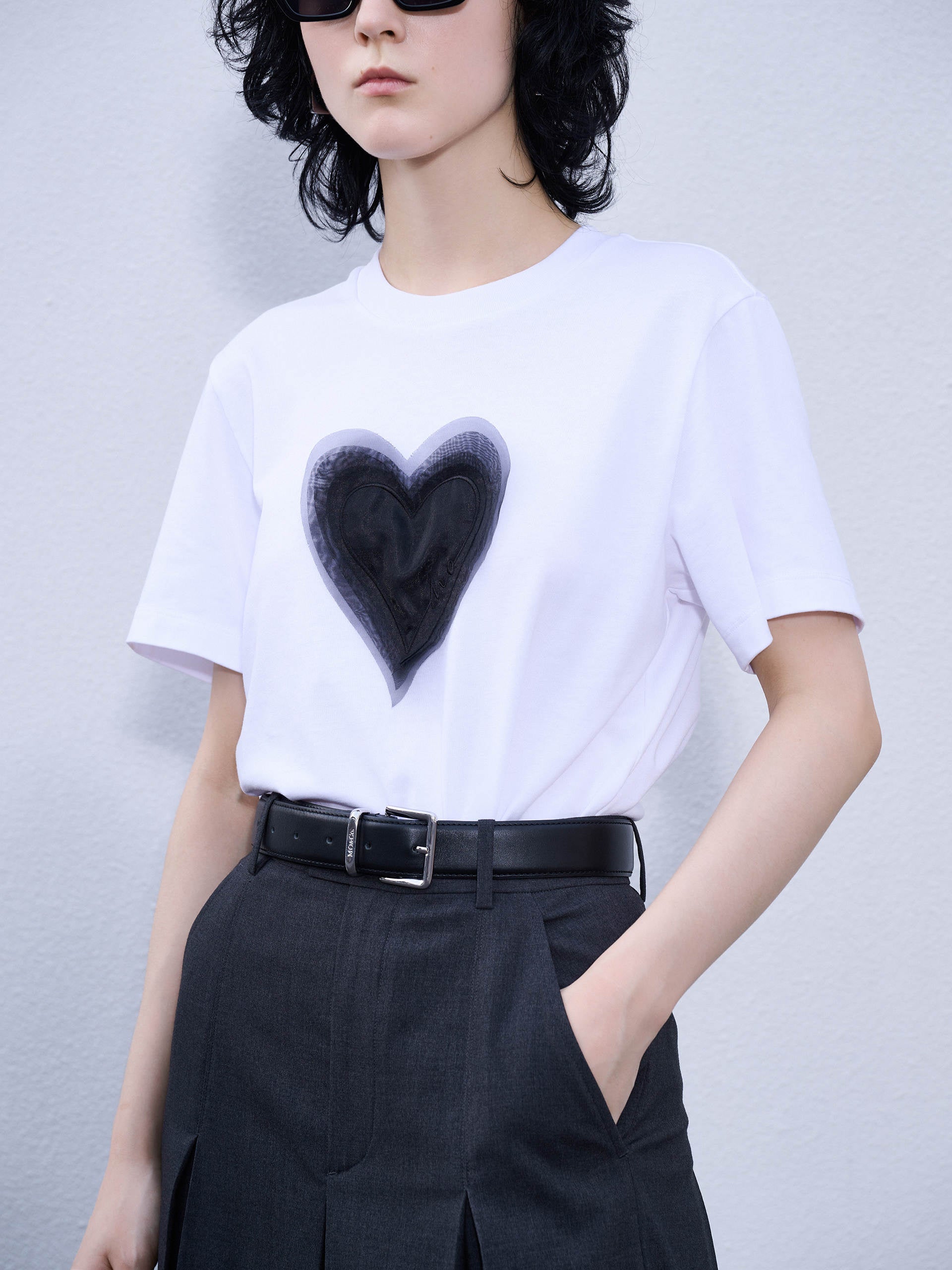 Heart Pattern Round Neck White Cotton T-shirt