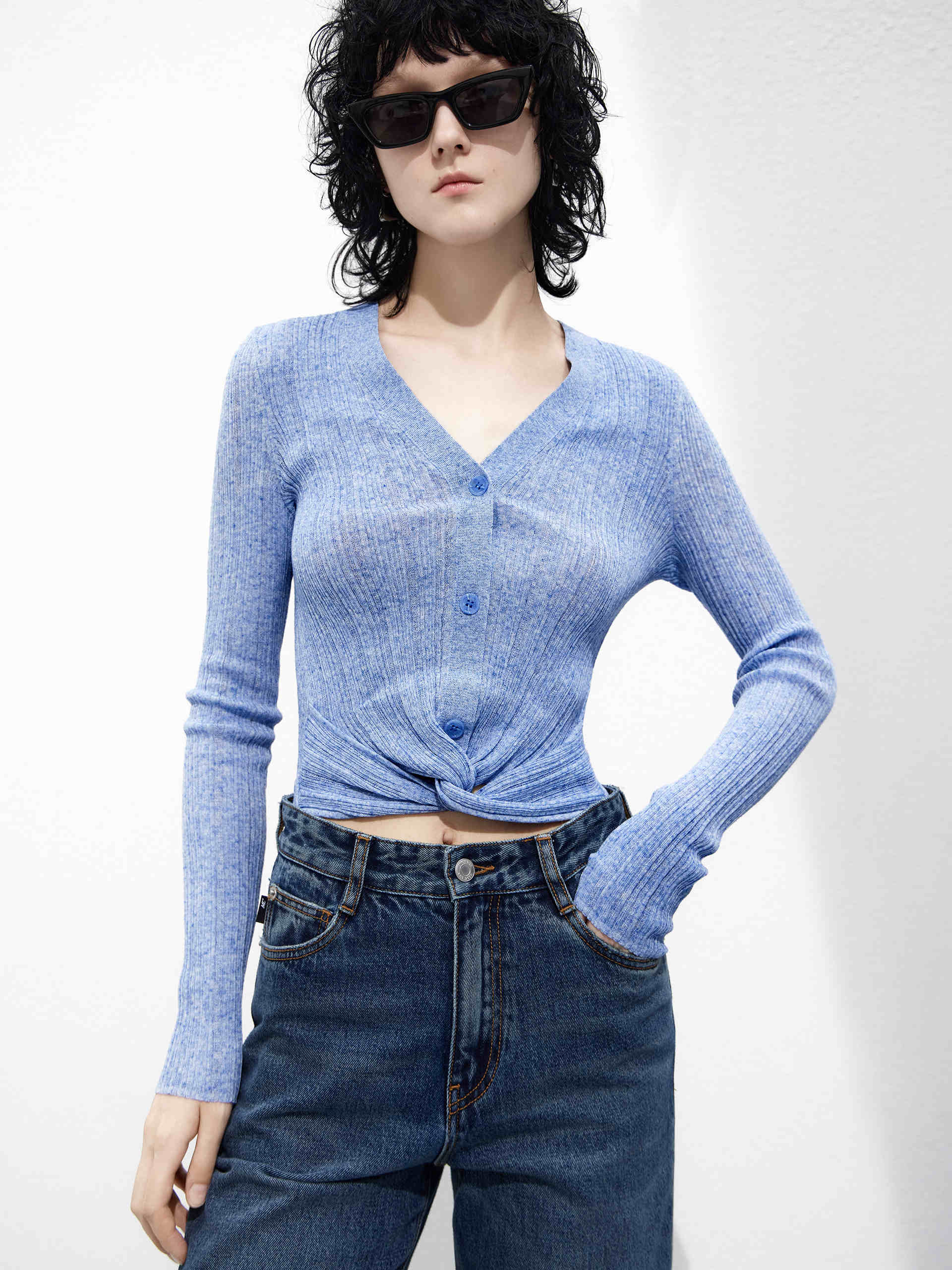 Women's Twist Front Detail Light Knitted Top in Blue