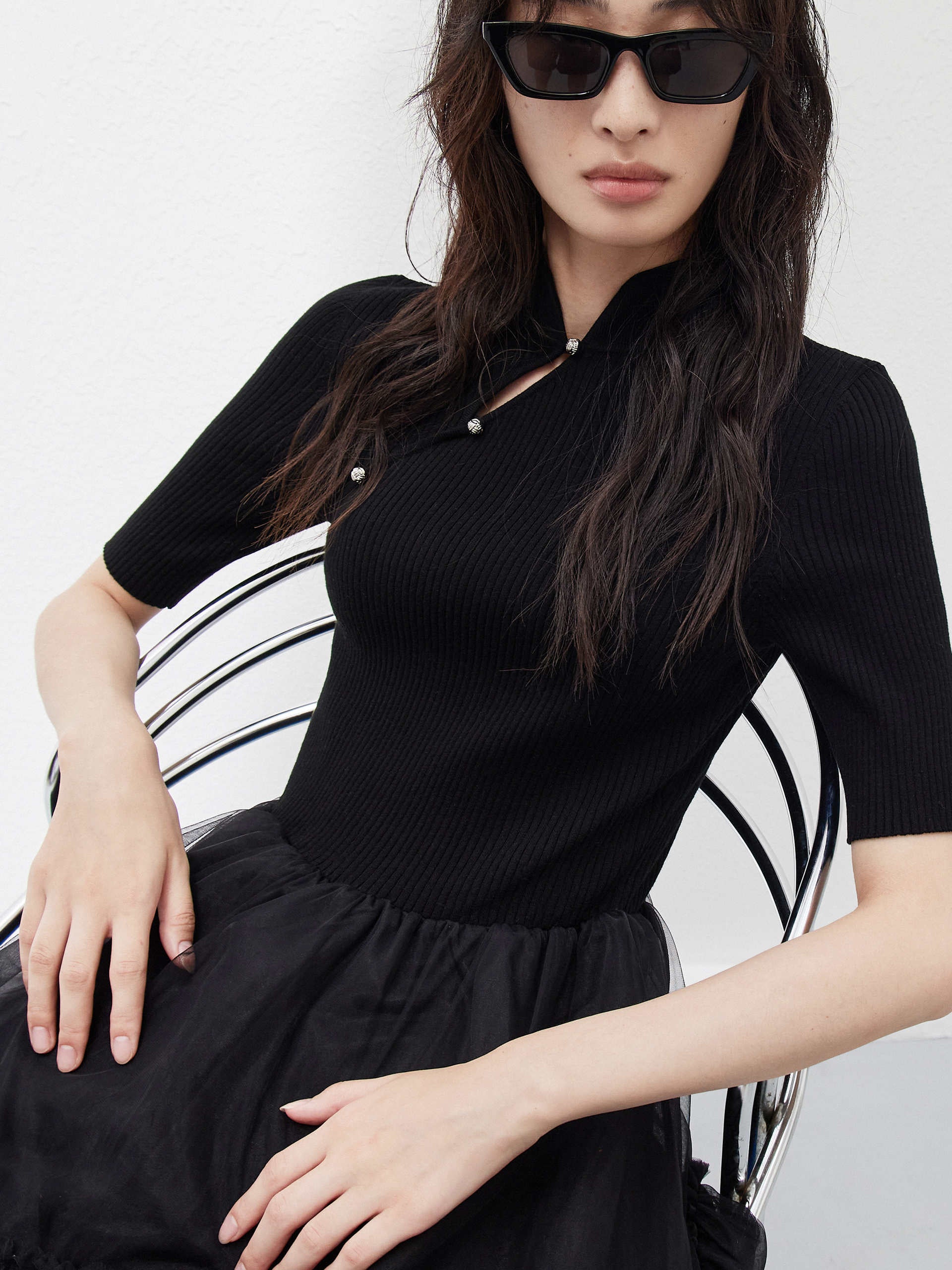 Short Sleeves Splicing Slanted Placket Midi Dress in Black