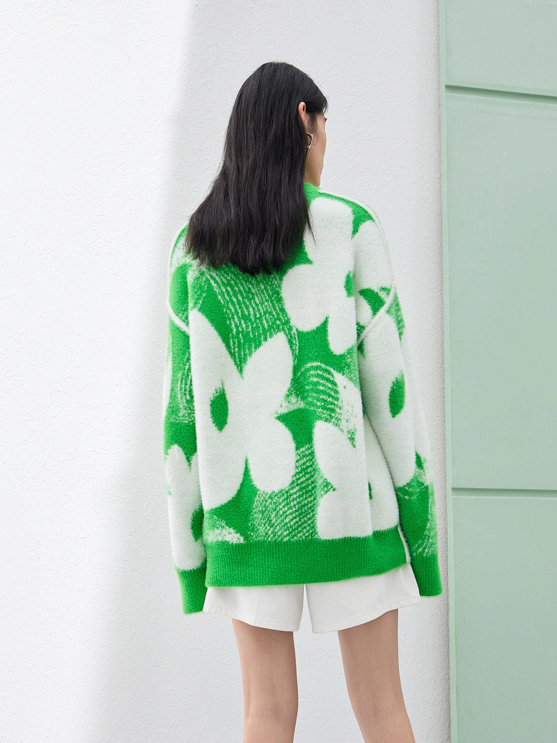 Soft Textured Floral Pattern Jacquard Sweater Pullover in Green