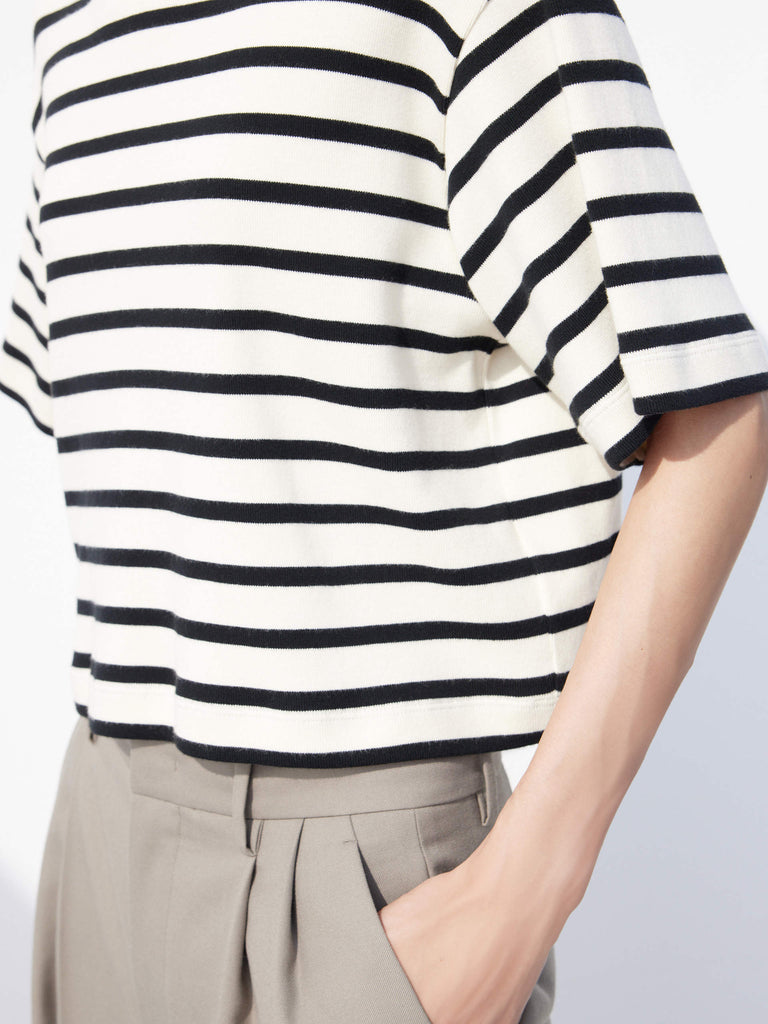 Striped Loose Fit Causal Cropped Cotton T-shirt