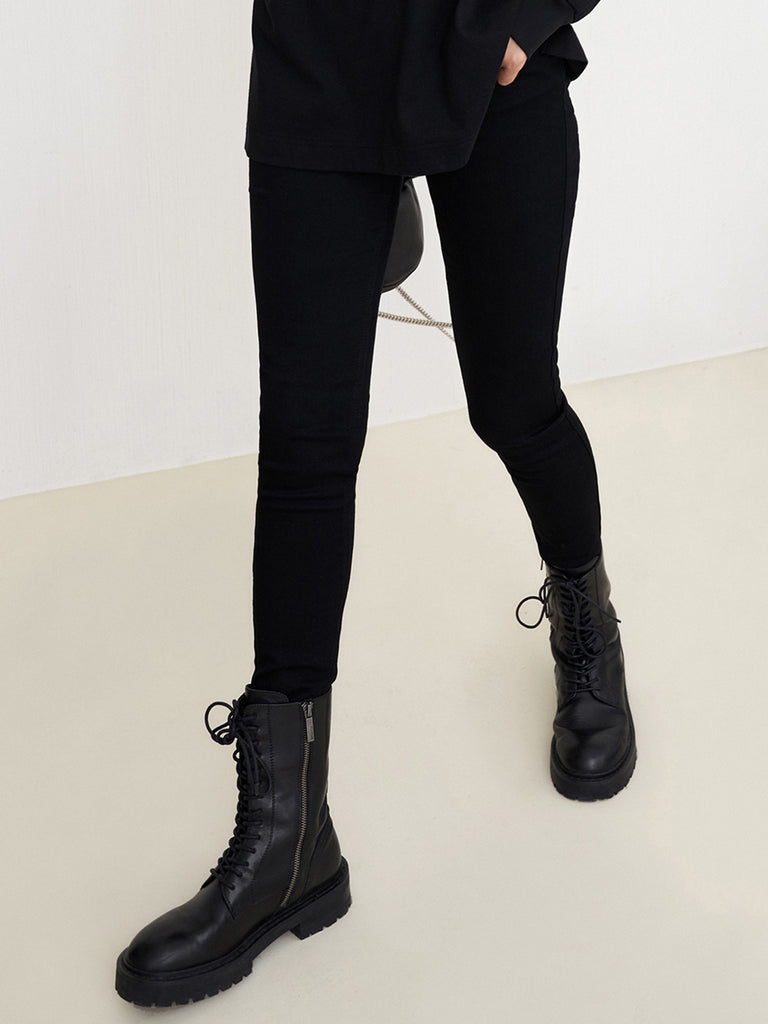 Women's Crossover Waistband Black Skinny Jeans