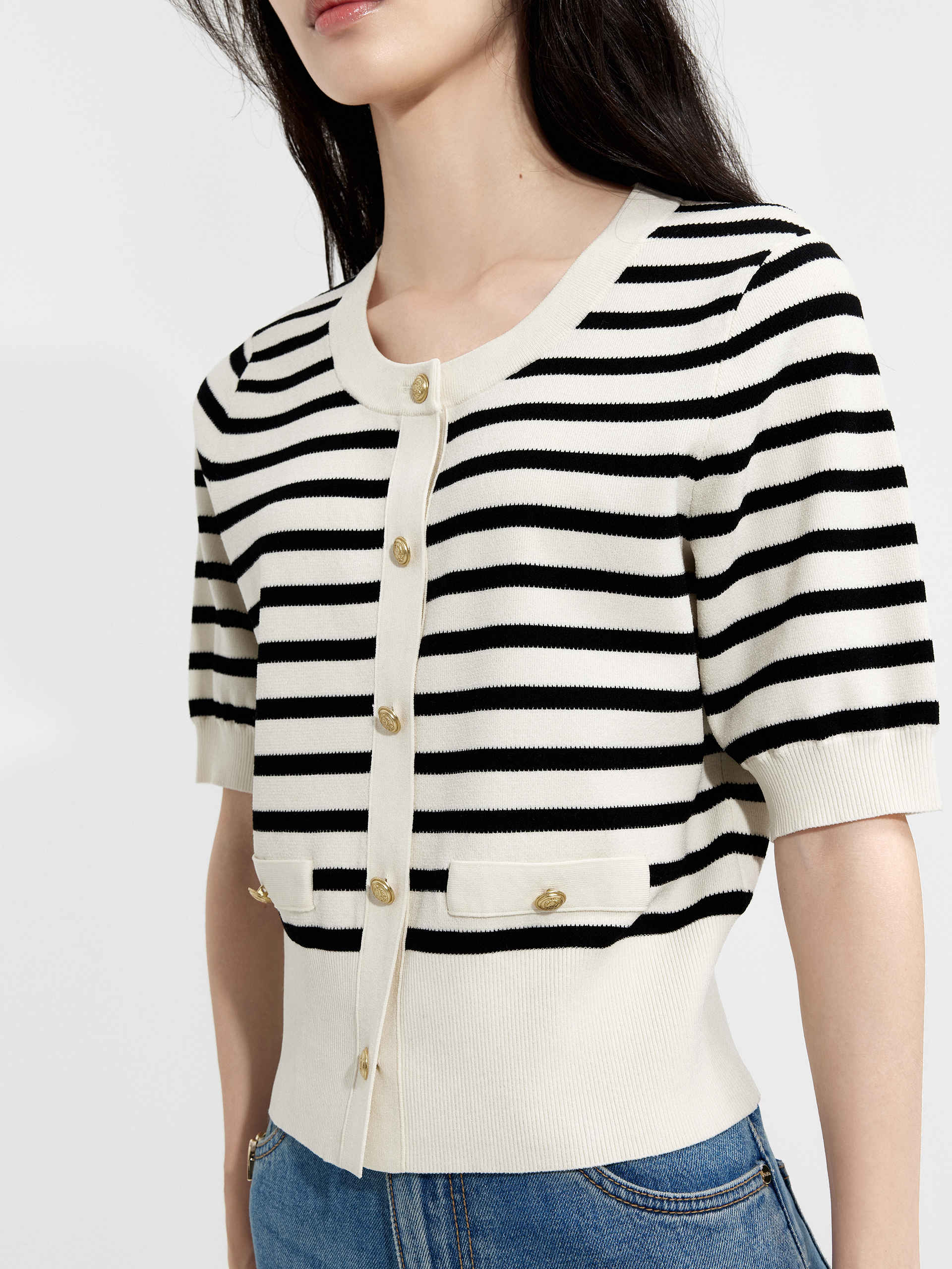 MO&Co. Women's Short Sleeve Striped Cardigan Black and White